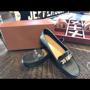 🔥NIB Coach Olive Pebble Leather Loafer Flat Shoe